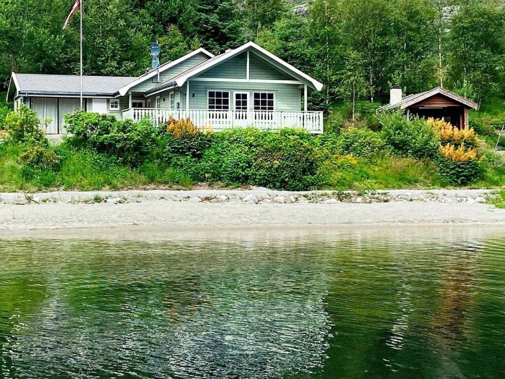 8 Person Holiday Home In J Rpeland Jørpeland Екстериор снимка